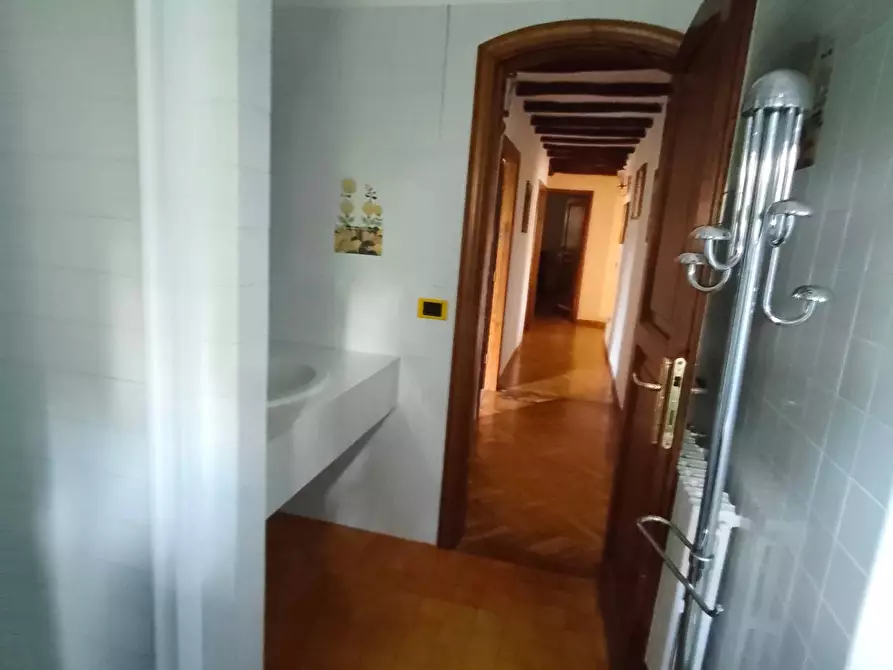 Immagine 19 di Villa in vendita  a Montespertoli