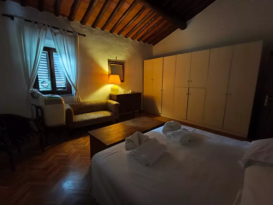 Immagine 21 di Villa in vendita  a Montespertoli