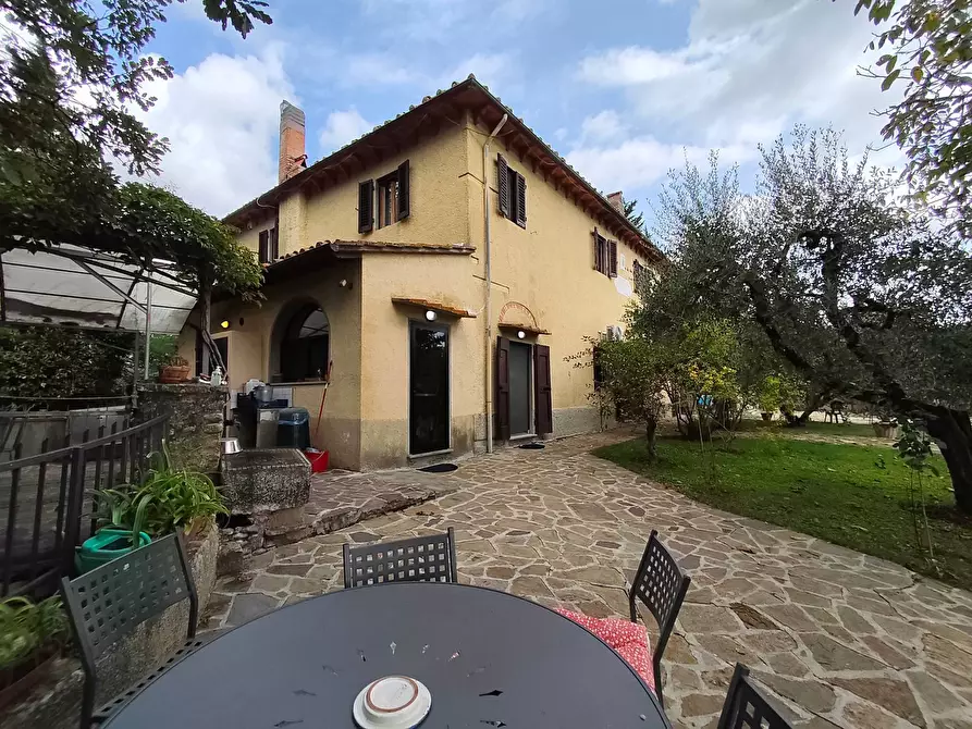 Immagine 29 di Villa in vendita  a Montespertoli