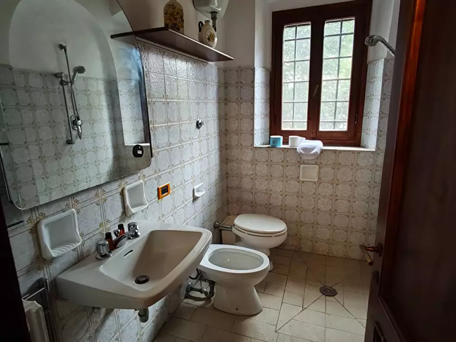 Immagine 37 di Villa in vendita  a Montespertoli