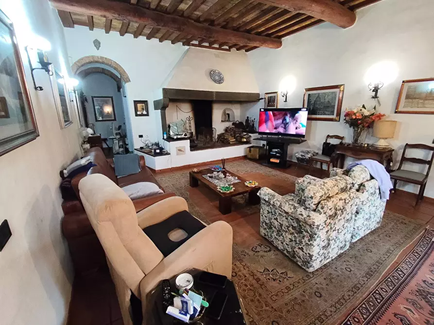 Immagine 56 di Villa in vendita  a Montespertoli