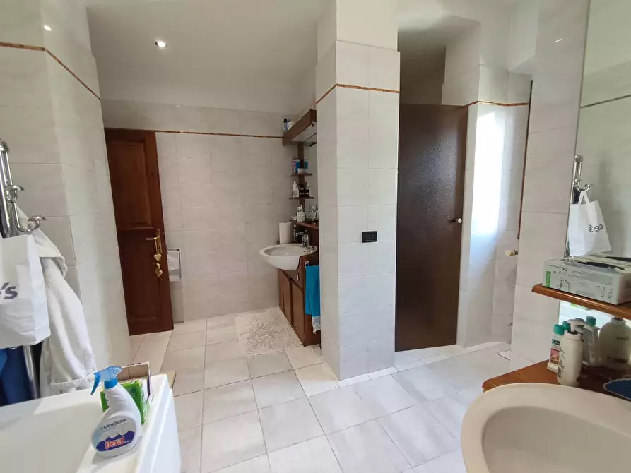 Immagine 87 di Villa in vendita  a Montespertoli