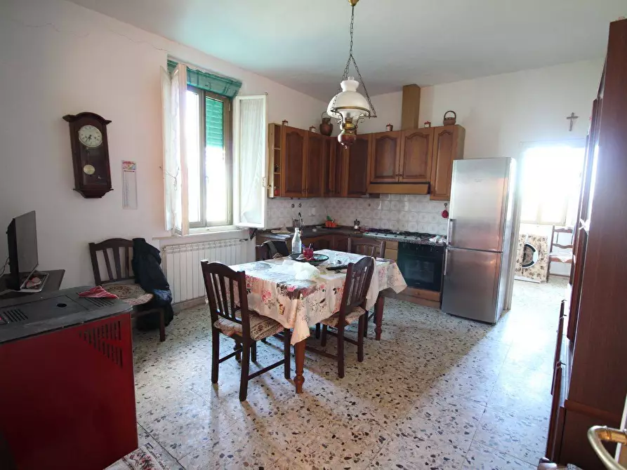 Immagine 2 di Rustico / casale in vendita  a Montespertoli