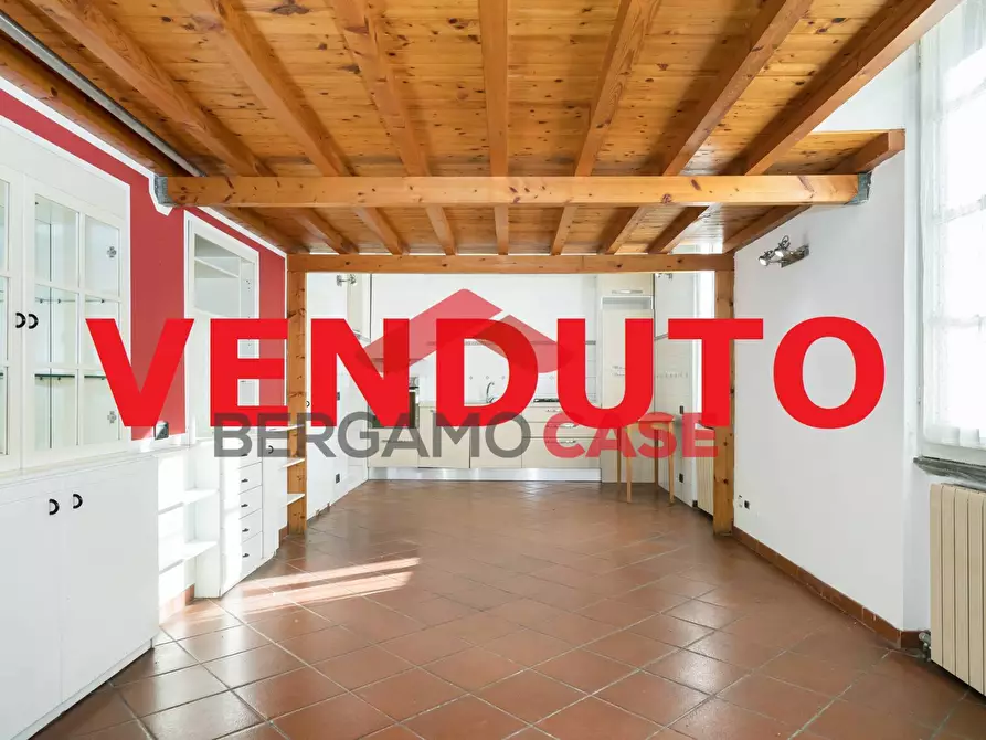 Immagine 1 di Appartamento in vendita  in Via Sant'Alessandro a Bergamo