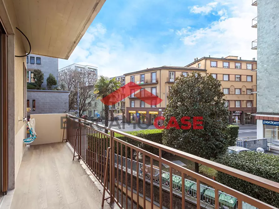 Immagine 9 di Appartamento in vendita  in Via A. Maj 26 a Bergamo