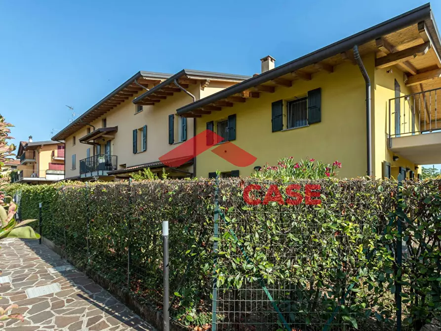 Immagine 11 di Appartamento in vendita  in Bianconi 777 a Stezzano