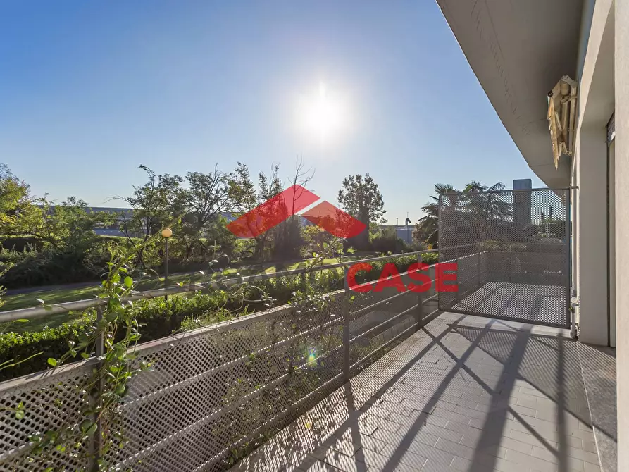 Immagine 12 di Appartamento in vendita  in Via Puccini 6 a Seriate