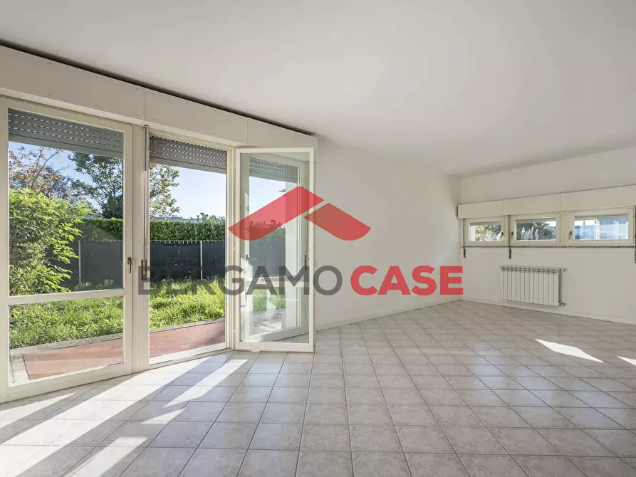 Immagine 3 di Villetta a schiera in vendita  in Via Puccini 6 a Seriate