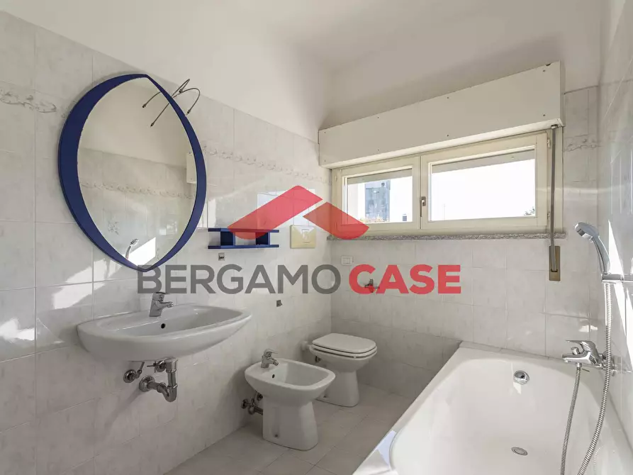 Immagine 11 di Villetta a schiera in vendita  in Via Puccini 6 a Seriate