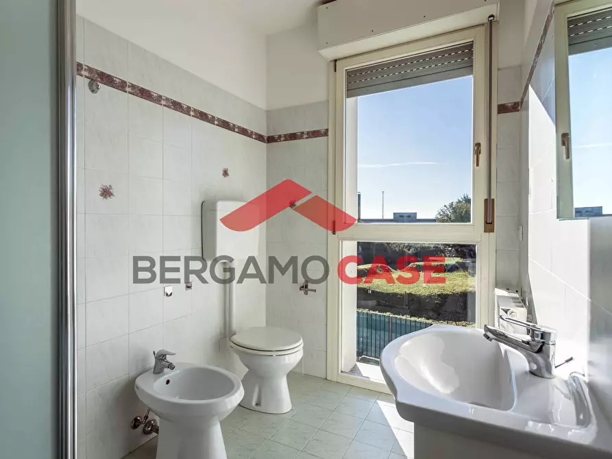 Immagine 12 di Villetta a schiera in vendita  in Via Puccini 6 a Seriate