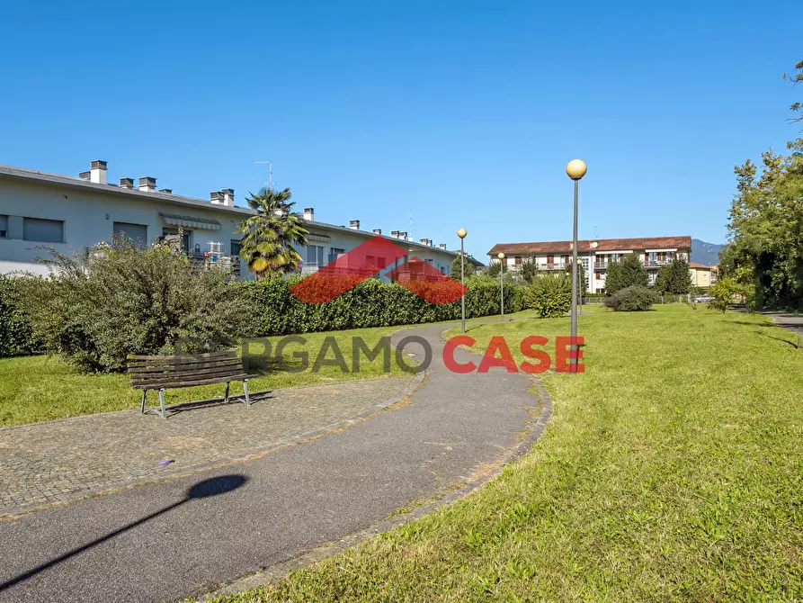 Immagine 15 di Villetta a schiera in vendita  in Via Puccini 6 a Seriate