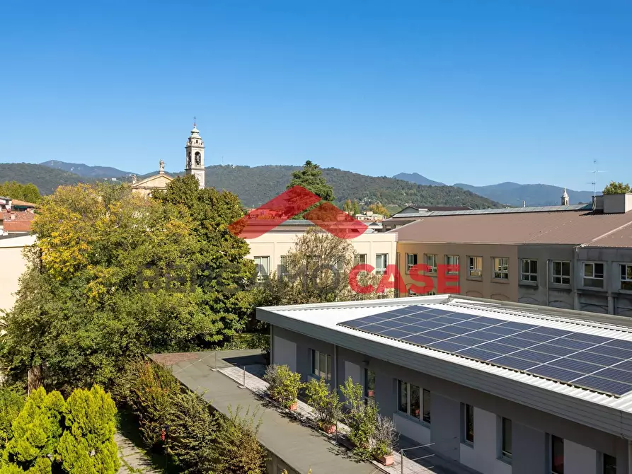 Immagine 14 di Appartamento in vendita  in Via Pitentino a Bergamo