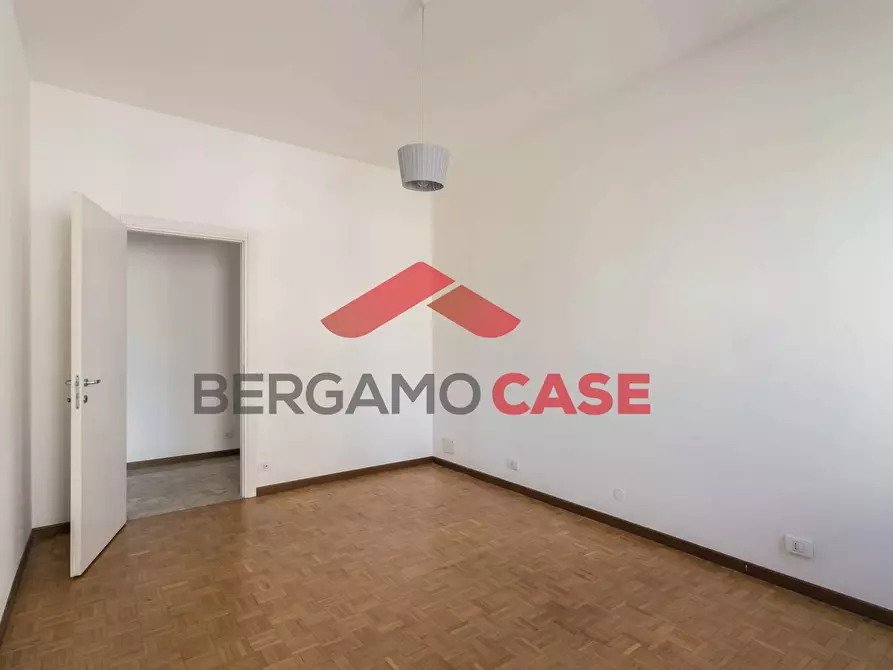 Immagine 9 di Appartamento in vendita  in Via Pitentino a Bergamo