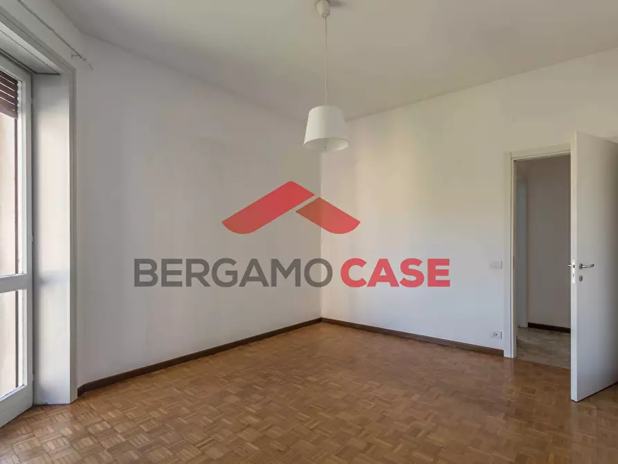 Immagine 8 di Appartamento in vendita  in Via Pitentino a Bergamo