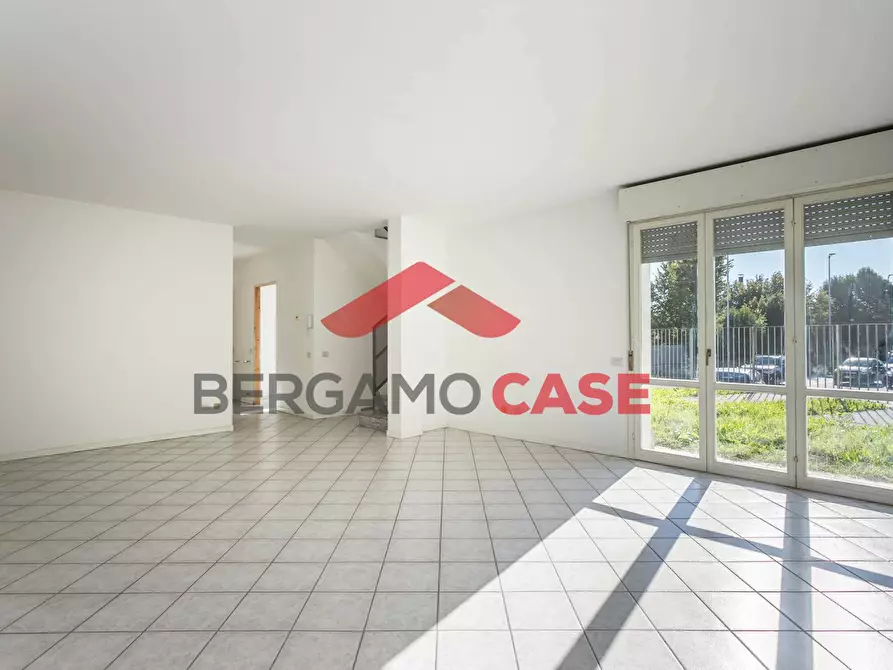 Immagine 3 di Villetta a schiera in vendita  in Via Puccini 6 a Seriate