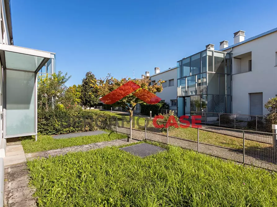 Immagine 13 di Villetta a schiera in vendita  in Via Puccini 6 a Seriate