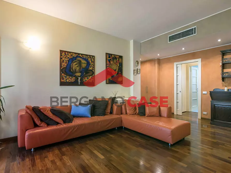 Immagine 2 di Appartamento in vendita  in Via Broseta 68 a Bergamo