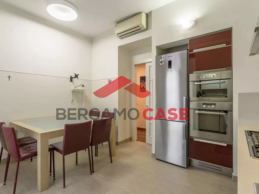 Immagine 5 di Appartamento in vendita  in Via Broseta 68 a Bergamo