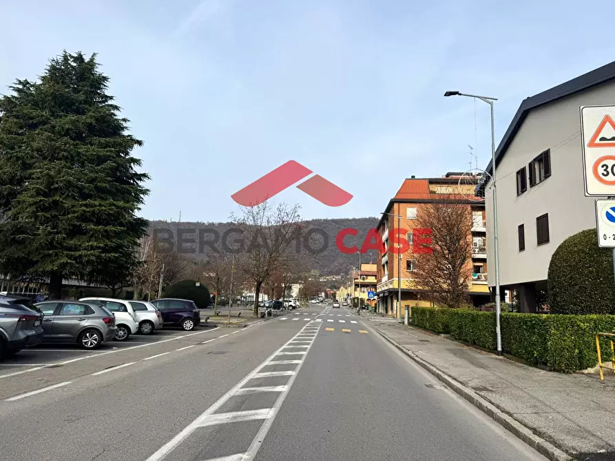 Immagine 9 di Appartamento in affitto  in Via Donizzetti a Torre Boldone