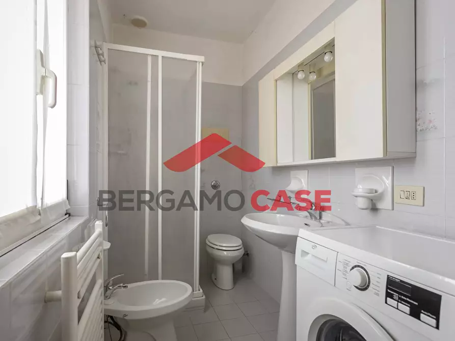 Immagine 5 di Appartamento in vendita  in Via Italia 17 a Seriate