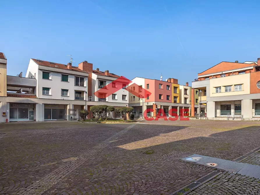 Immagine 12 di Appartamento in vendita  in Piazza Aldo Moro 24 a Grassobbio