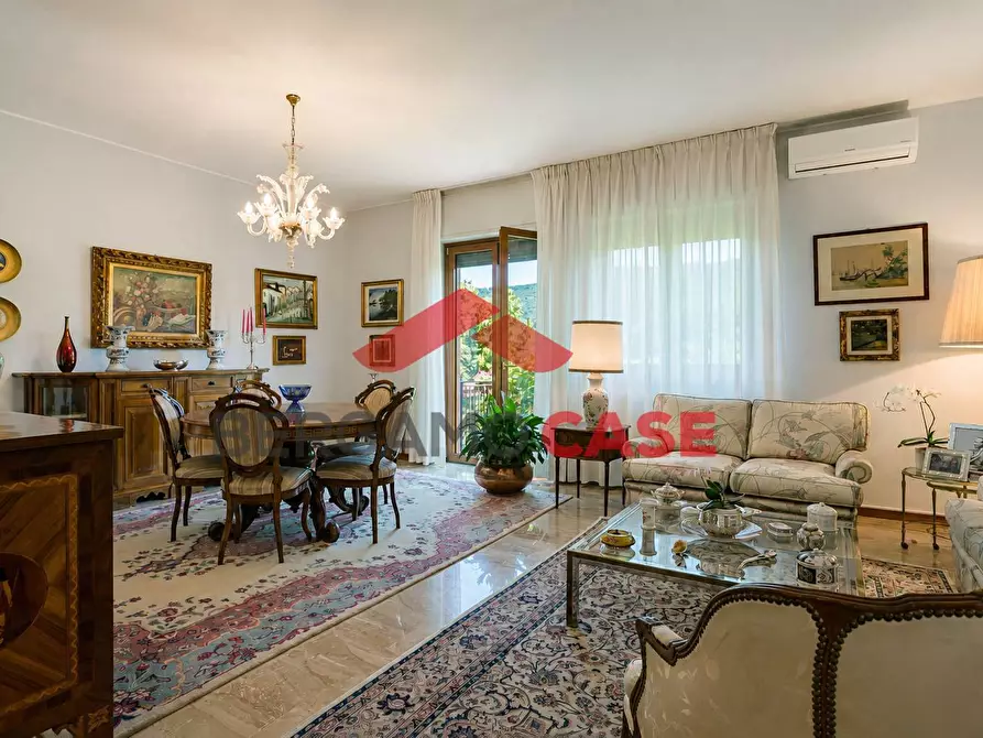 Immagine 3 di Appartamento in vendita  in Via Tito Legrenzi a Bergamo
