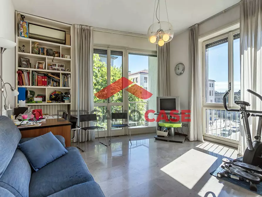 Immagine 4 di Appartamento in vendita  in Via San Benedetto a Bergamo