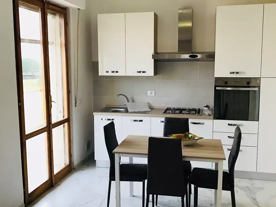 Immagine 2 di Appartamento in affitto  a Pisa