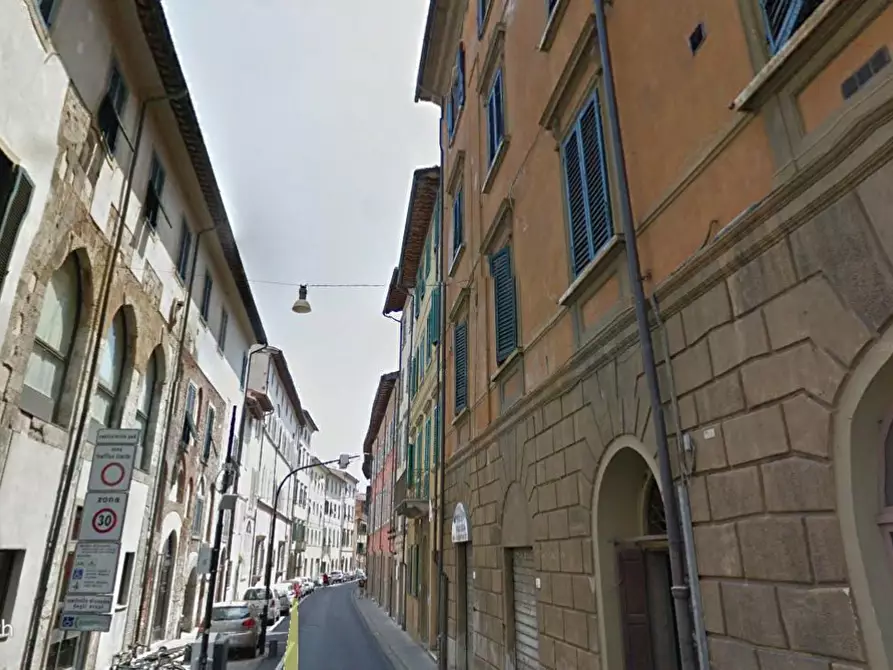 Immagine 9 di Locale commerciale in affitto  a Pisa