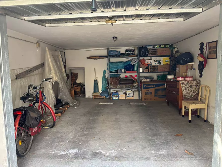 Immagine 24 di Villa in vendita  a Pisa