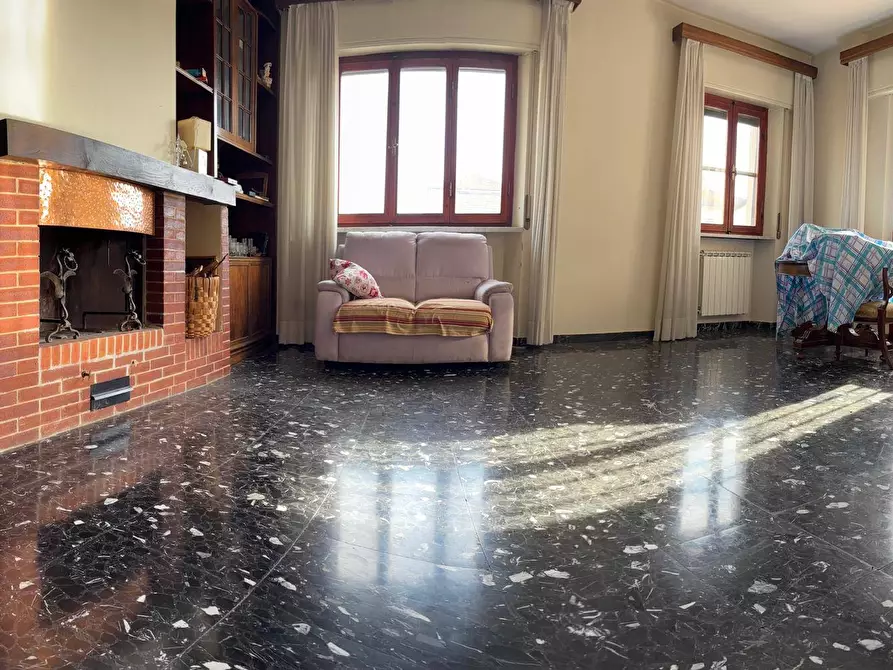 Immagine 38 di Villa in vendita  a Pisa