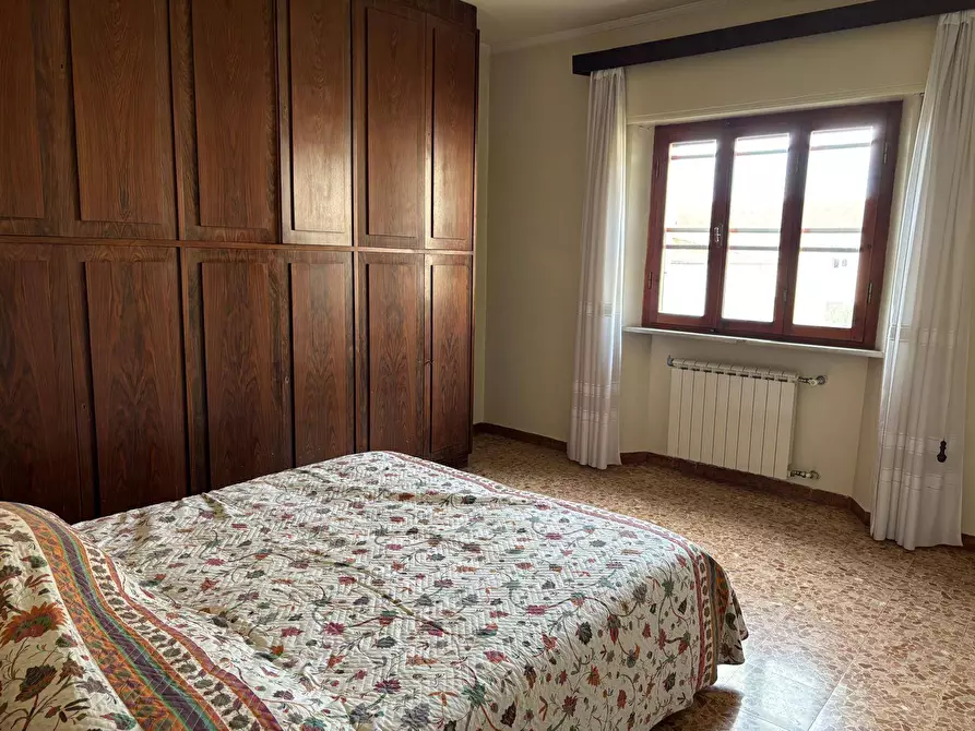 Immagine 50 di Villa in vendita  a Pisa