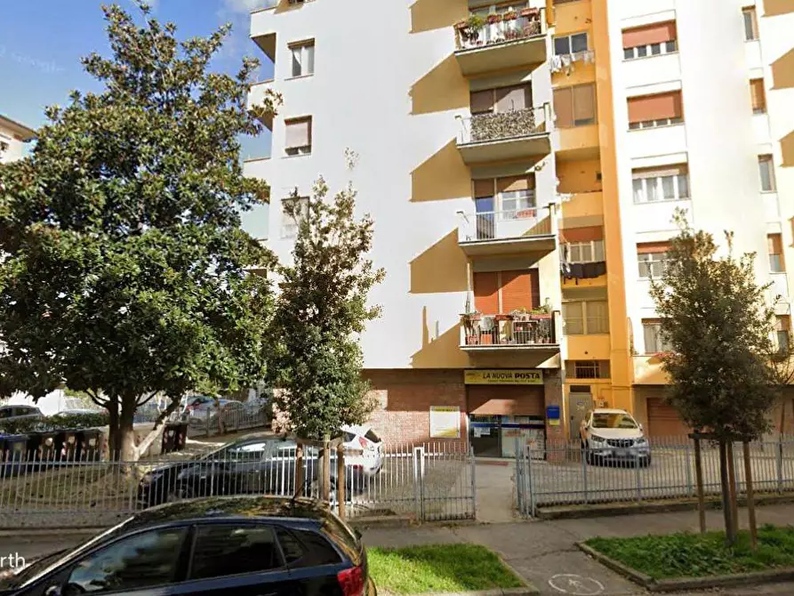 Immagine 7 di Locale commerciale in vendita  a Pisa