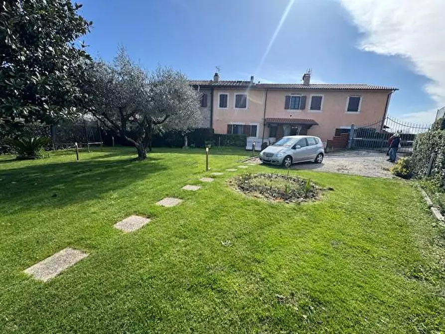 Immagine 1 di Appartamento in vendita  a Cascina