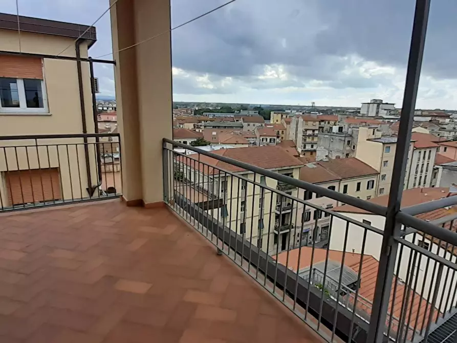 Immagine 18 di Appartamento in vendita  a Pisa
