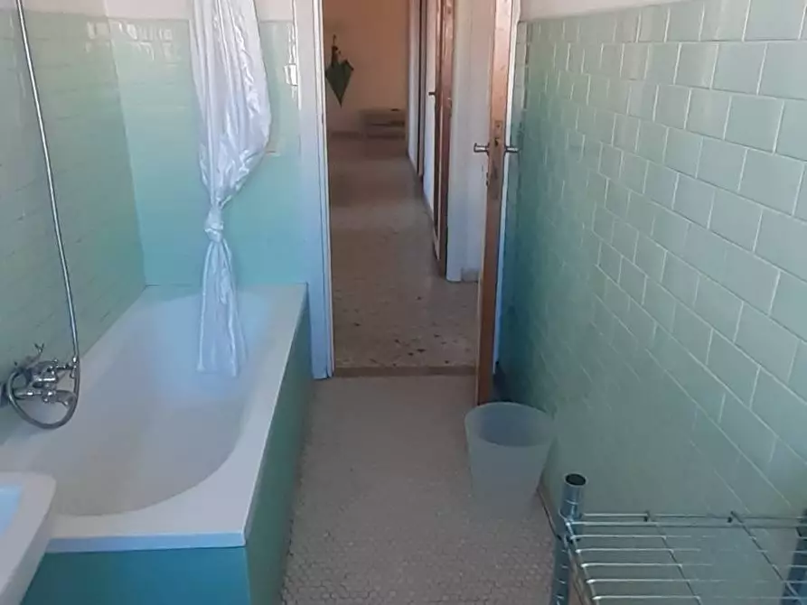 Immagine 17 di Appartamento in vendita  a Pisa