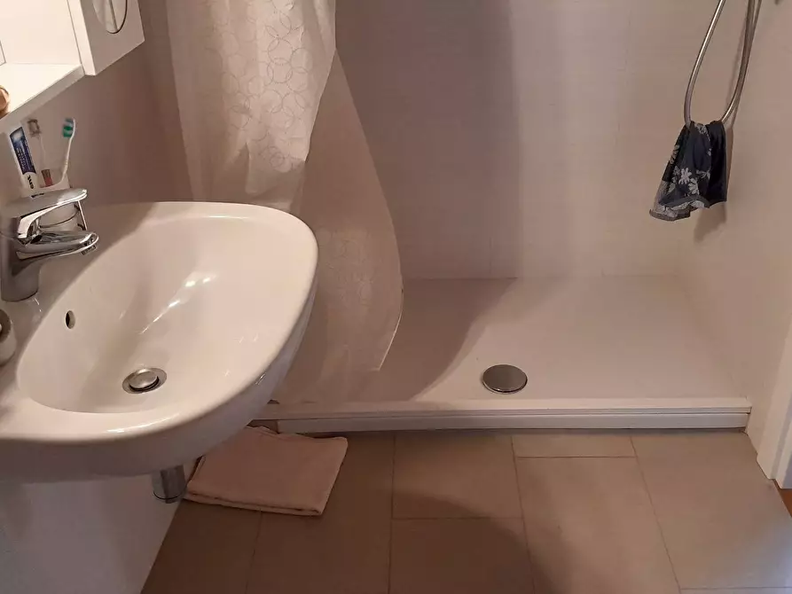 Immagine 7 di Camera in affitto  a Pisa