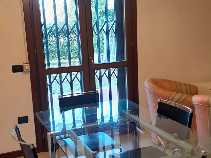 Immagine 5 di Appartamento in affitto  a Pisa