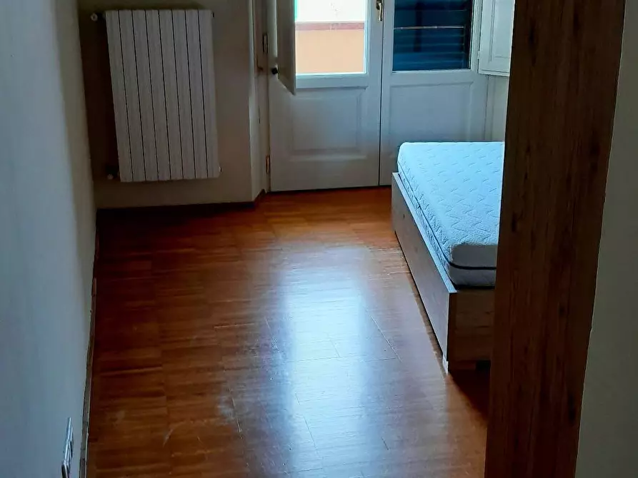 Immagine 18 di Appartamento in affitto  a Pisa