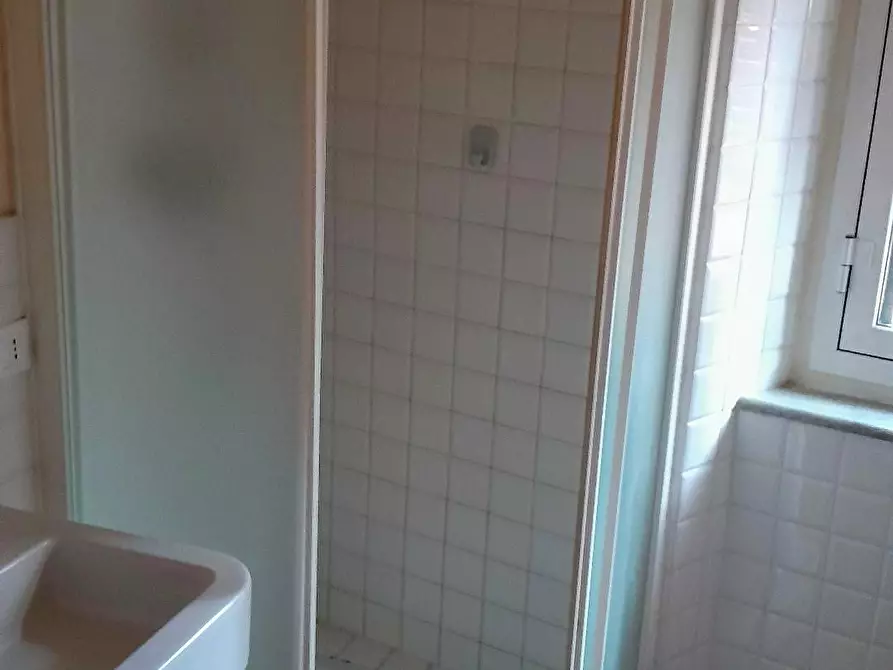 Immagine 22 di Appartamento in affitto  a Pisa