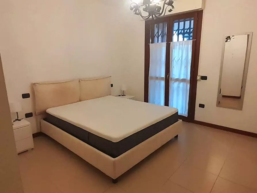 Immagine 10 di Appartamento in affitto  a Pisa