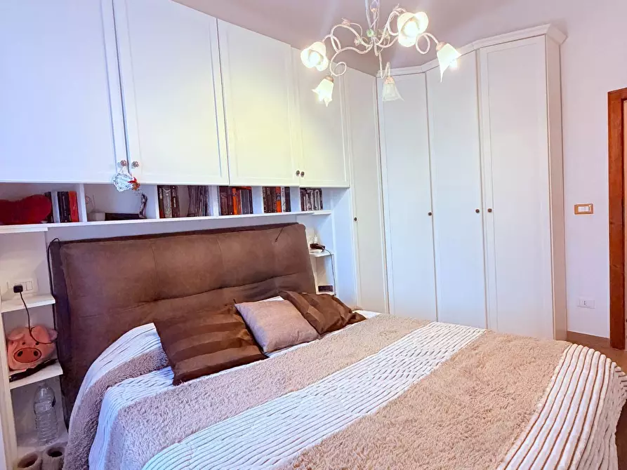 Immagine 10 di Casa indipendente in vendita  a Cascina