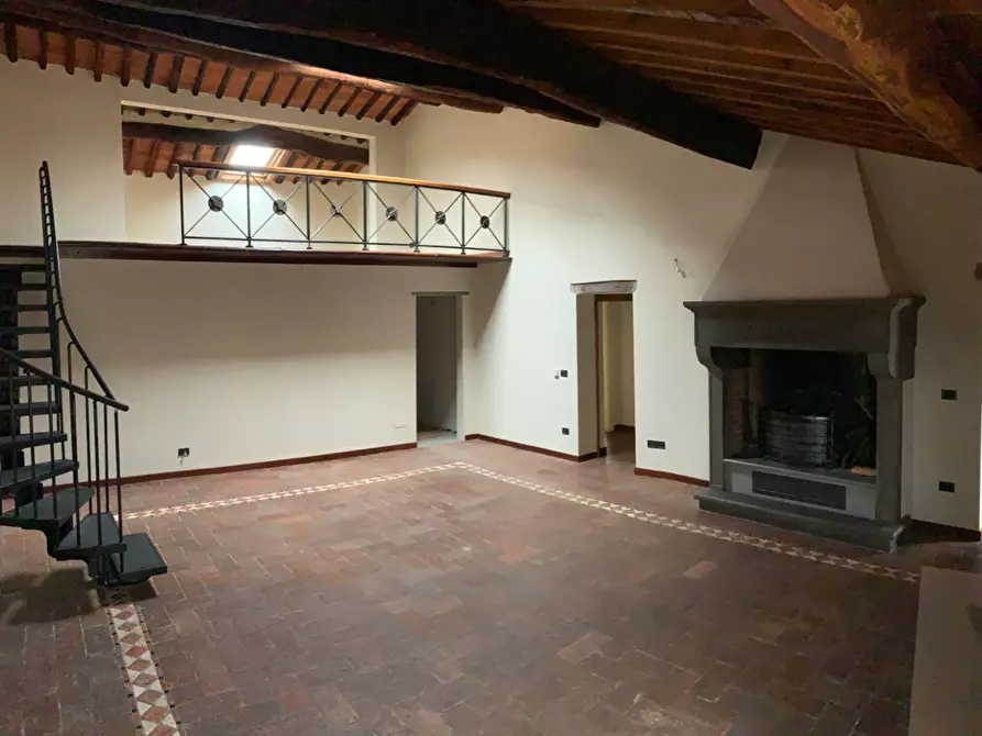 Immagine 1 di Appartamento in vendita  a Cascina