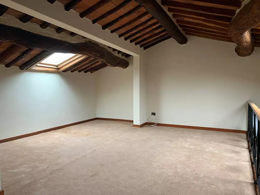 Immagine 11 di Appartamento in vendita  a Cascina