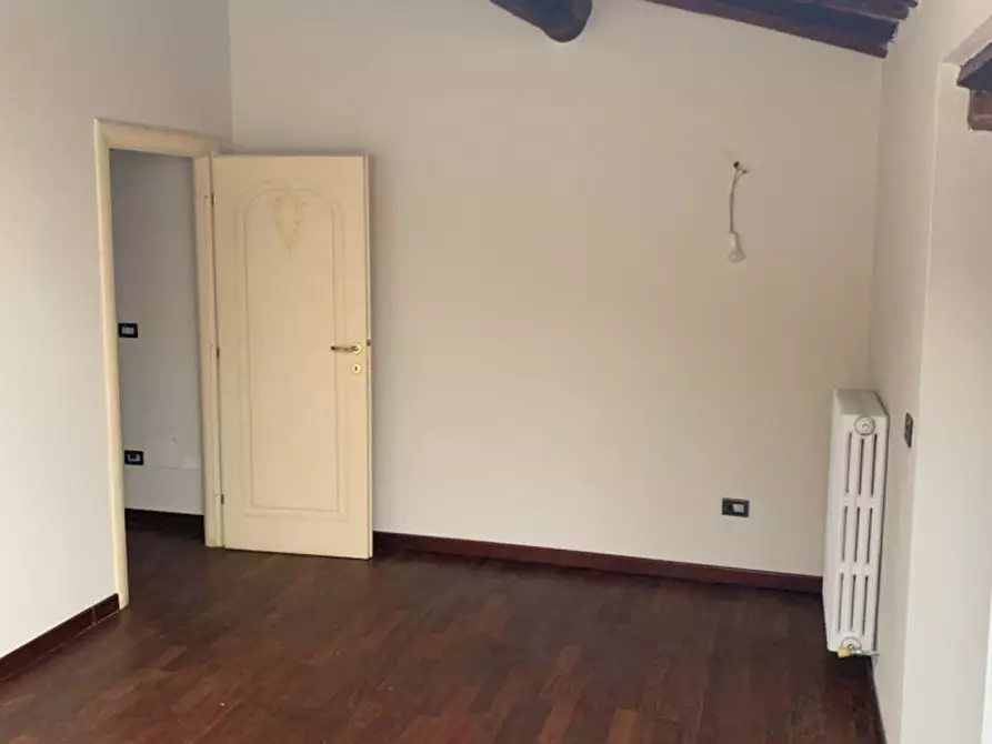 Immagine 18 di Appartamento in vendita  a Cascina