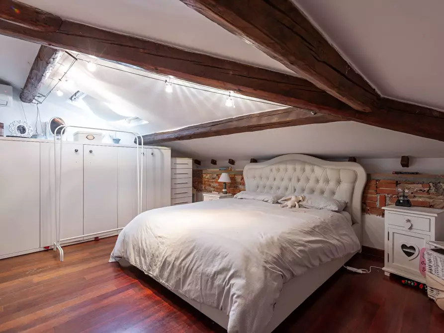 Immagine 20 di Appartamento in vendita  a Pisa