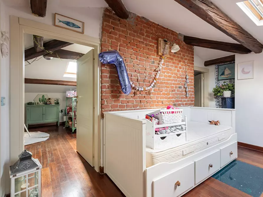 Immagine 11 di Appartamento in vendita  a Pisa