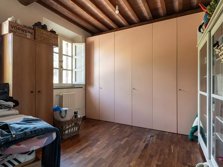 Immagine 10 di Villa in vendita  a Cascina
