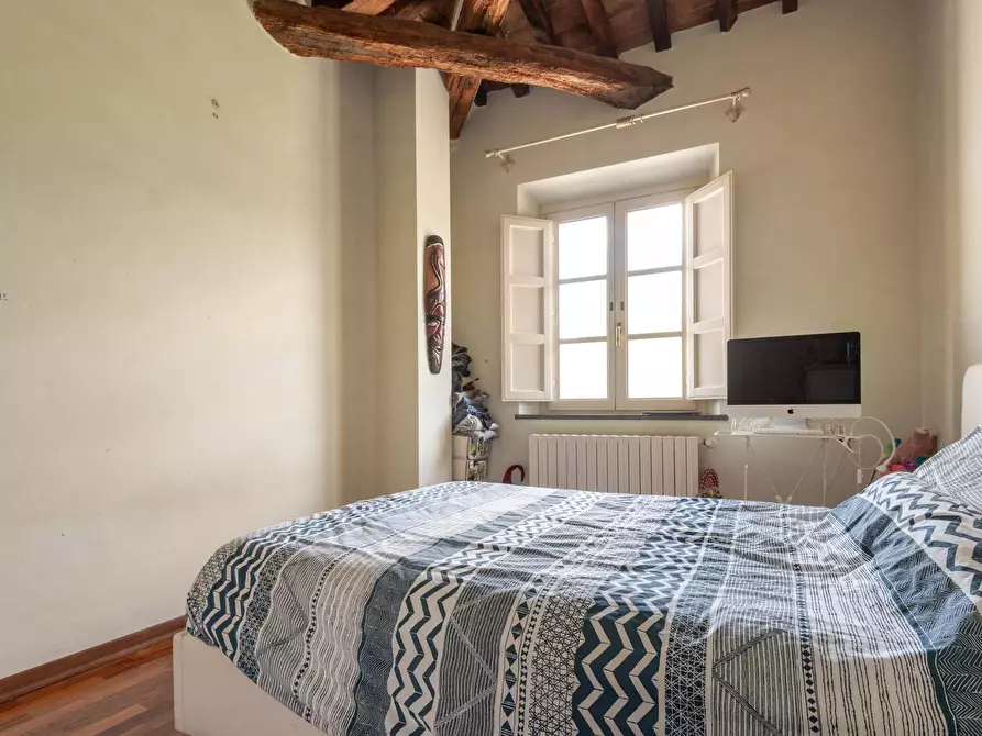 Immagine 28 di Villa in vendita  a Cascina