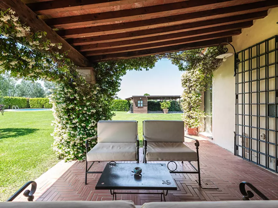 Immagine 35 di Villa in vendita  a Cascina